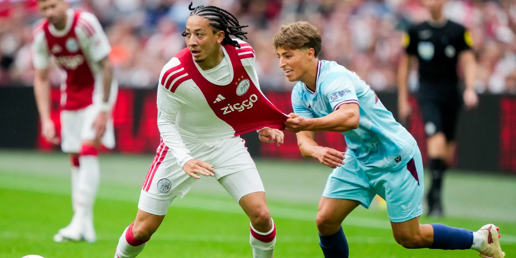 'Torino zet eerste stap en meldt zich bij Ajax voor middenvelder'