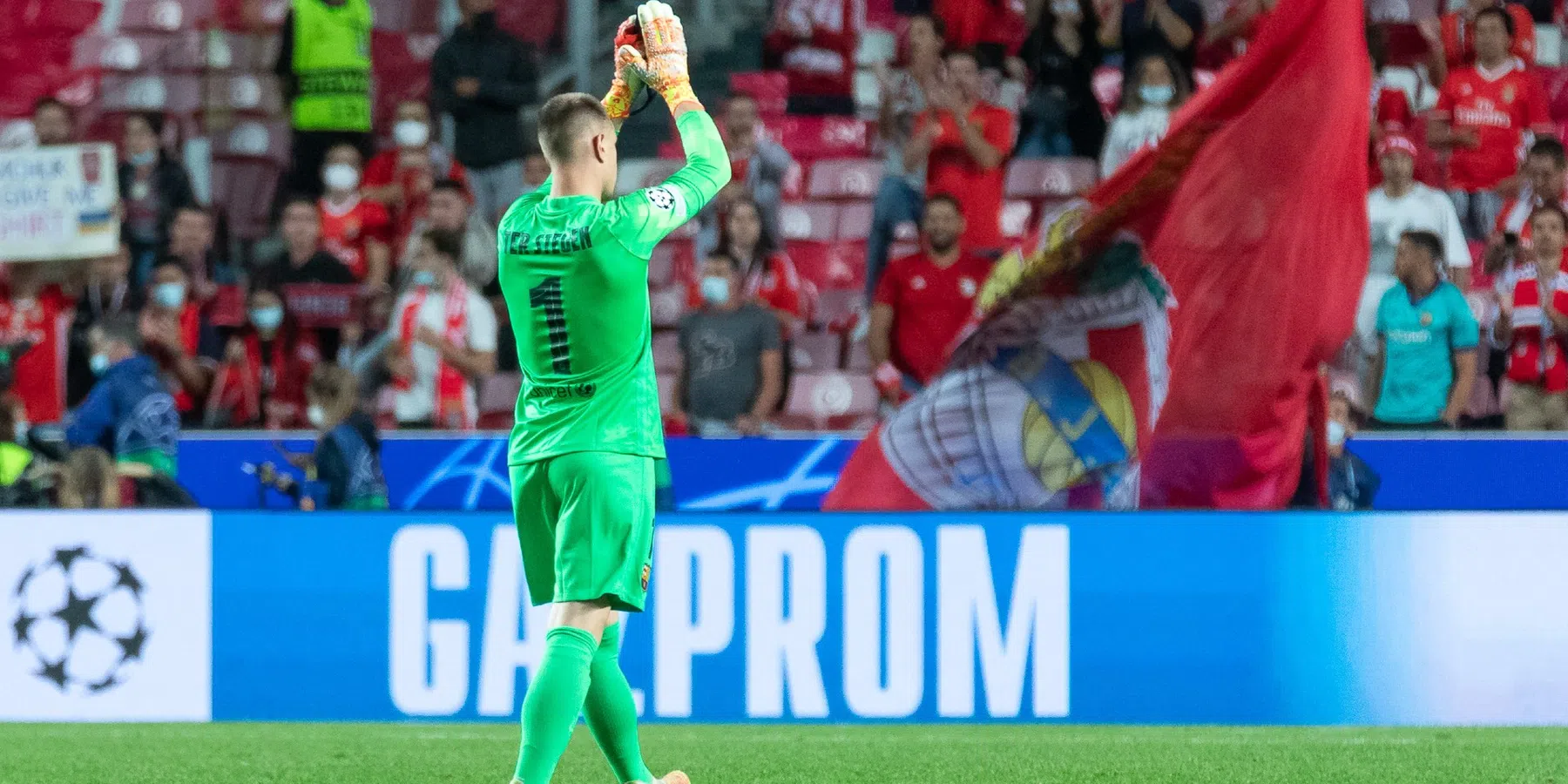 Einde Ter Stegen-soap lijkt ten einde: doelman gespot op de weg naar Amsterdam