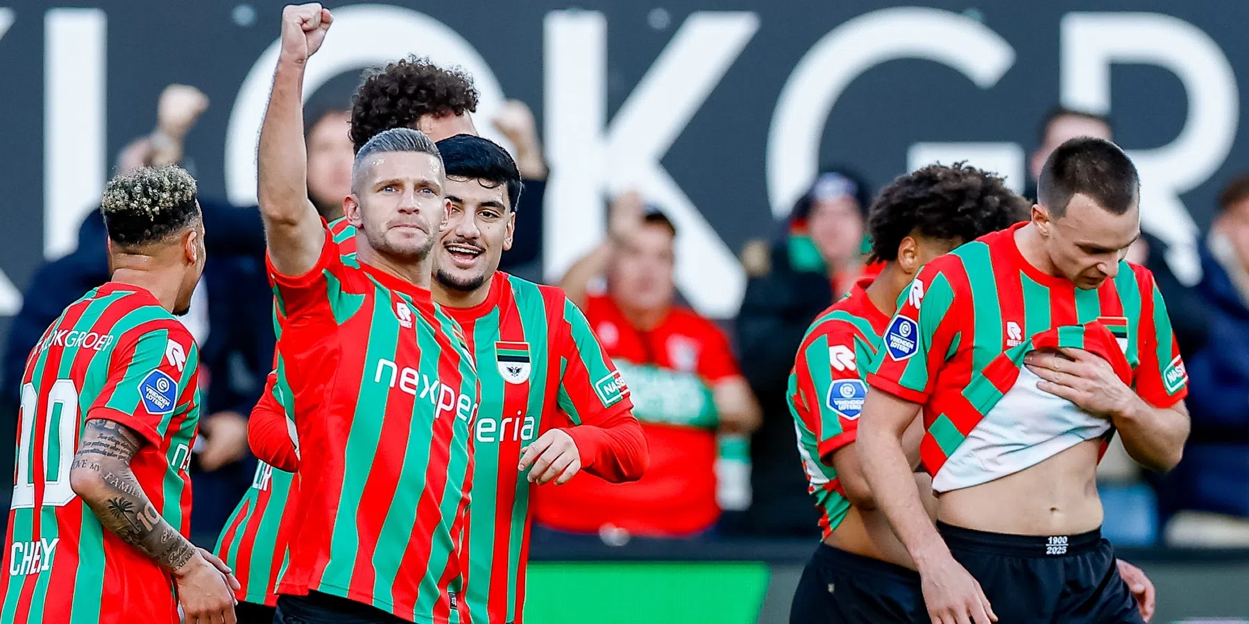 Waar en hoe laat wordt Olympiakos - NEC in de Champions League uitgezonden?