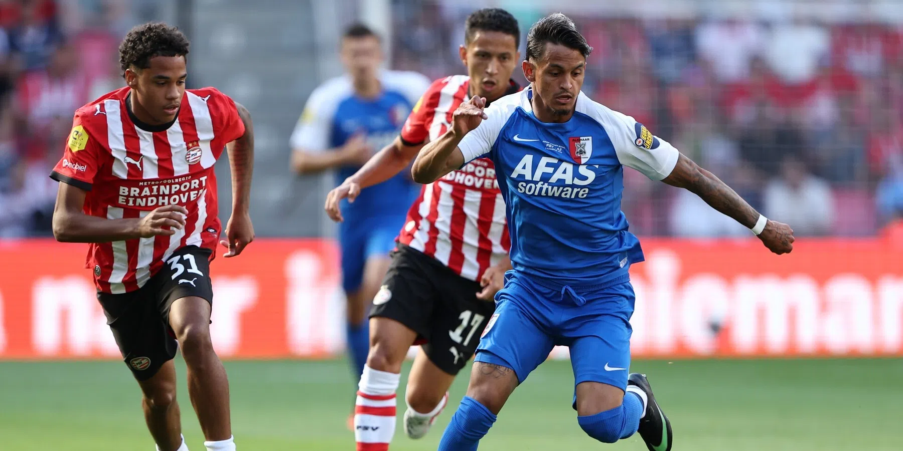 PSV verliest Johan Cruijff Schaal na rode kaart Veerman tegen AZ