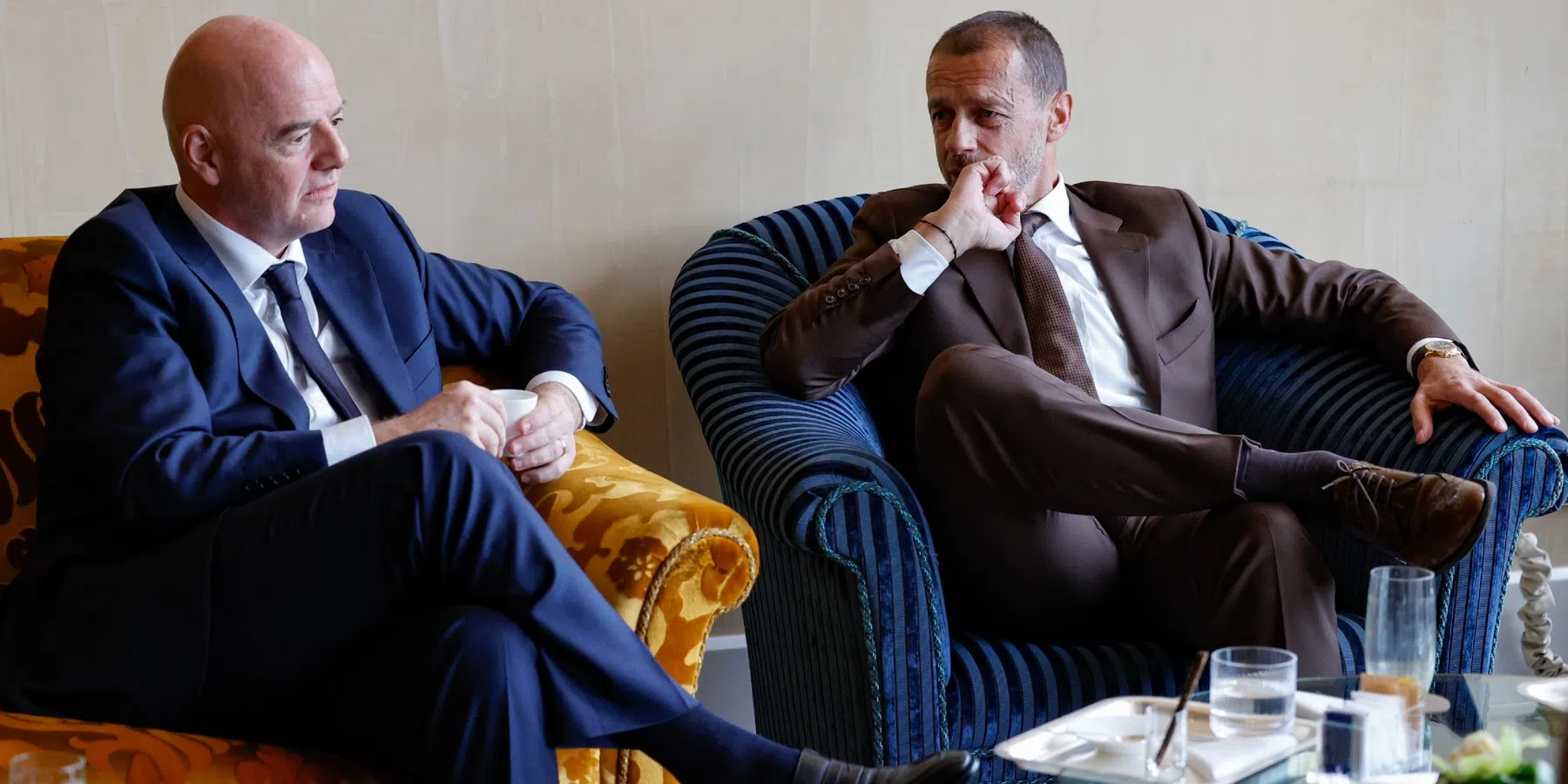 'Cruciaal topoverleg: UEFA-baas Ceferin wil Al-Khelaïfi overtuigen van WK-boycot'