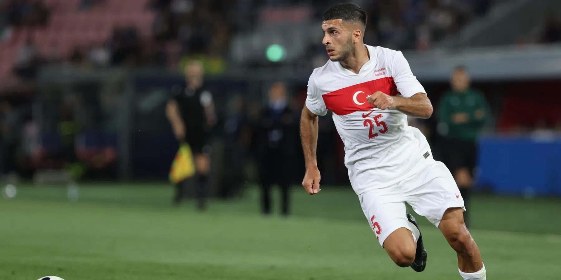 'Feyenoord toont interesse in felbegeerde aanvaller van Fenerbahçe'