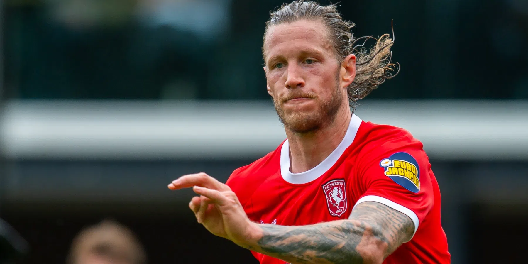 Waar en hoe laat wordt FC Twente - DAC 1904 in de Conference League uitgezonden?