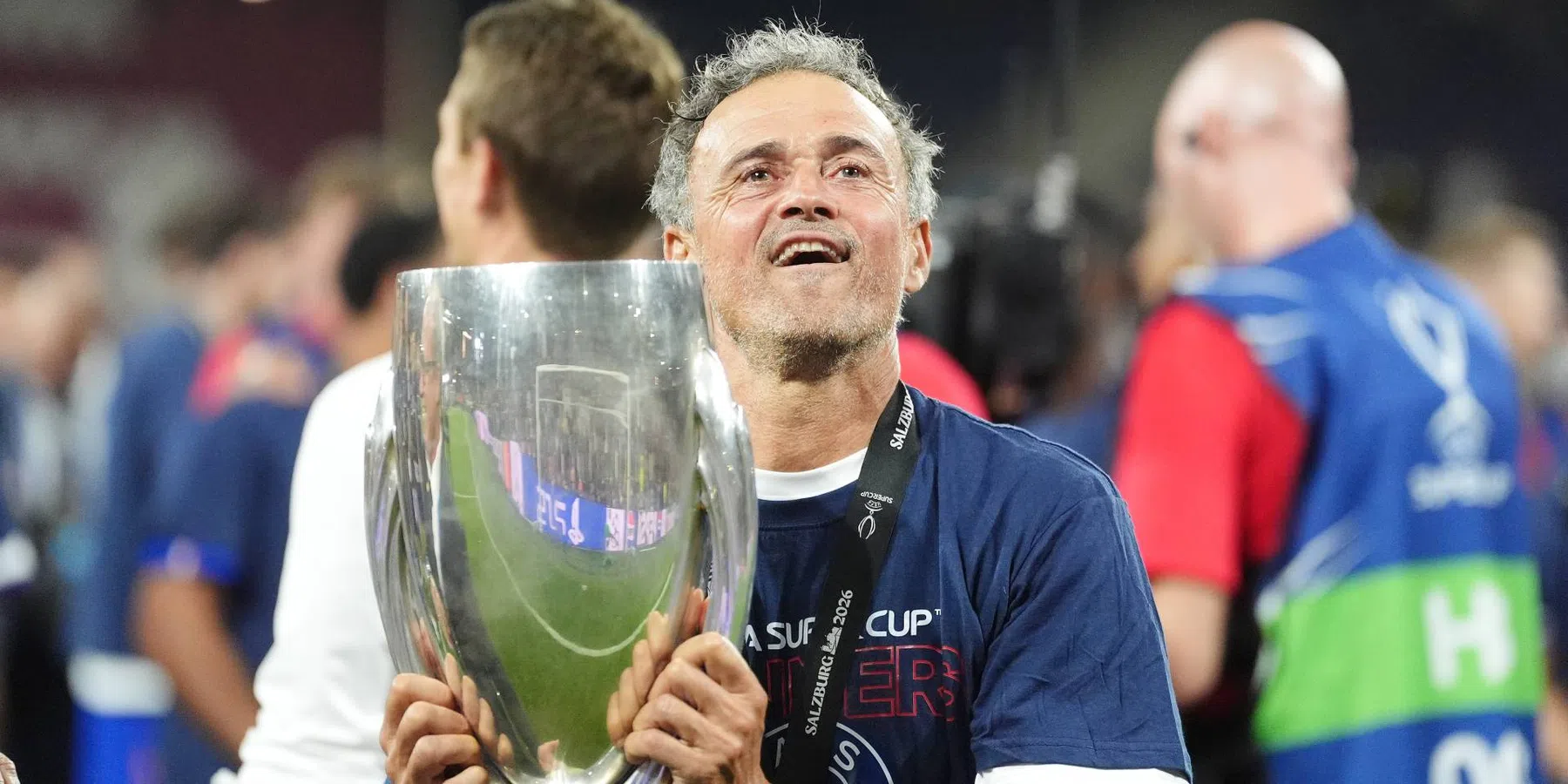 Luis Enrique reageert op komst Ajax-aanvaller Godts naar PSG | VN