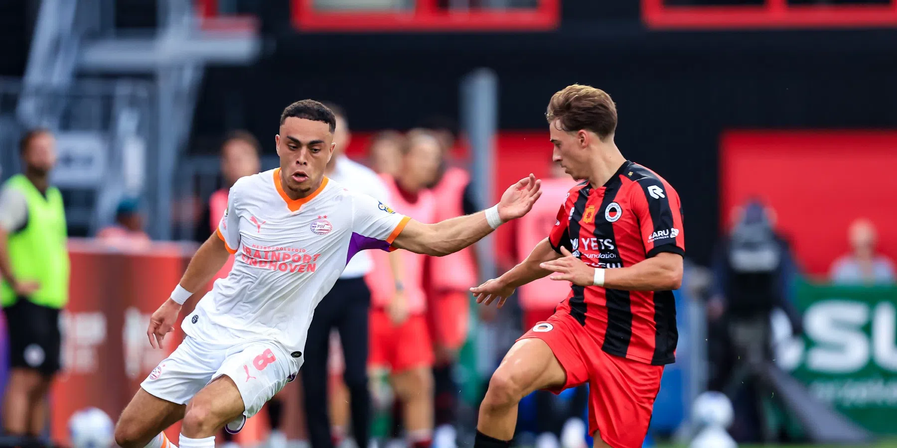 PSV sprankelt wederom niet, maar wint wel op bezoek bij Excelsior