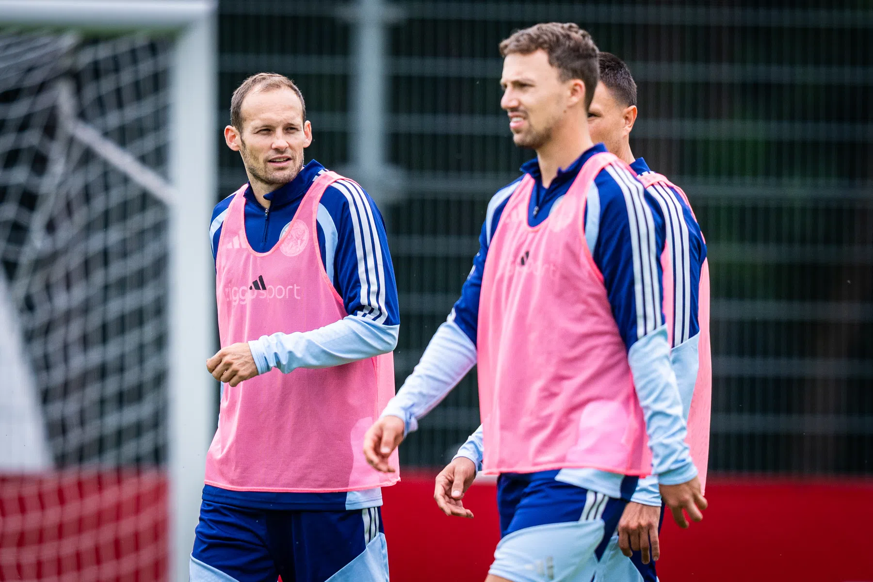 Ajax mist Blind en Carrizo tegen Sion, Regeer wel inzetbaar | VN