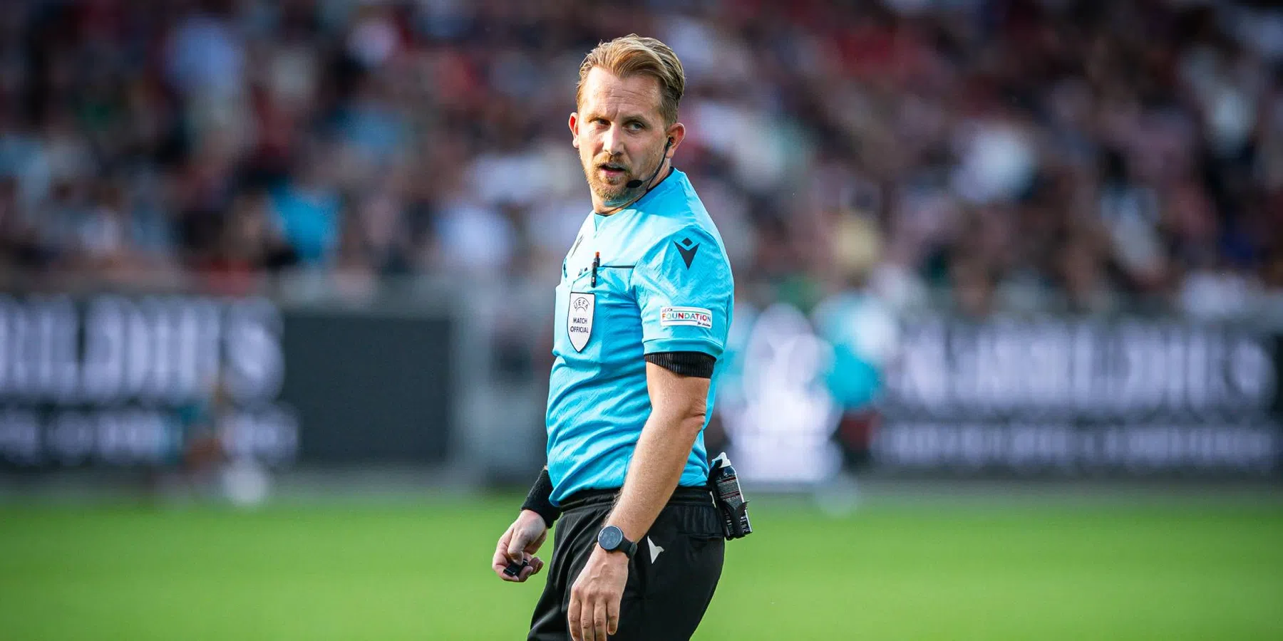 Deze arbiter fluit Ajax - FC Sion in Conference League | VN
