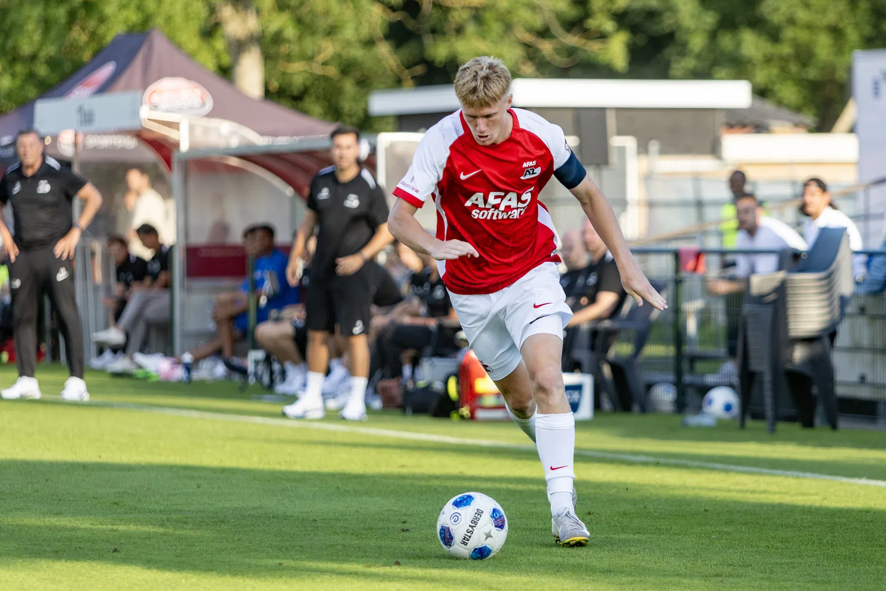 AZ verhuurt Jensen aan Lorient met koopoptie