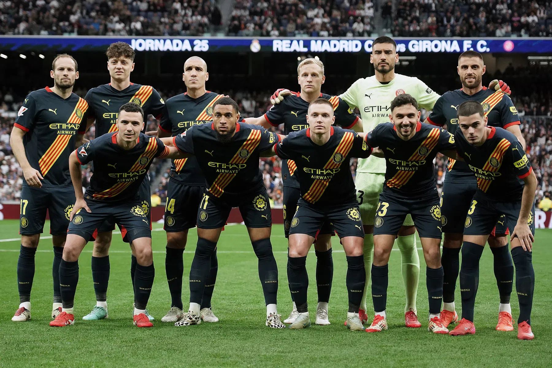 Tsygankov onthult gesprekken met Míchel en Blind bij Ajax | VoetbalNieuws