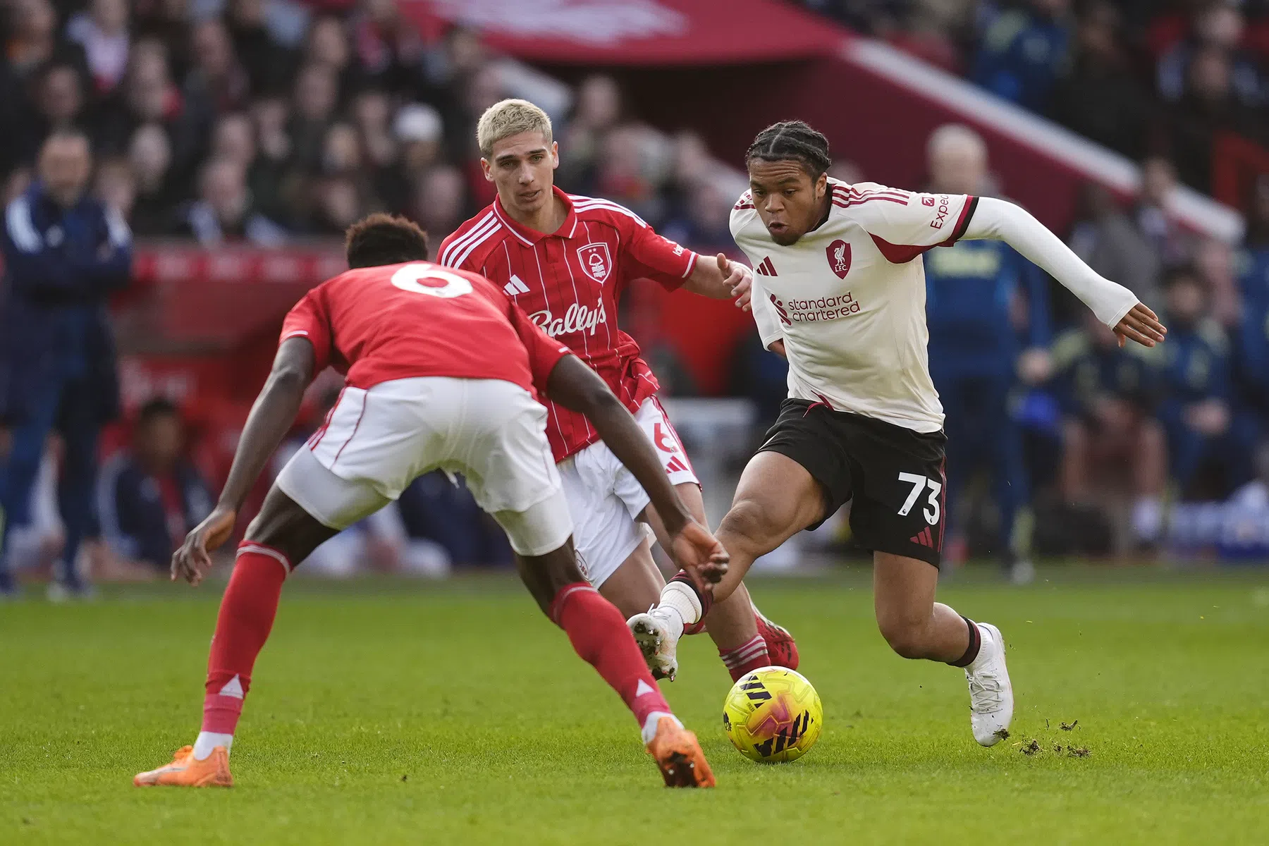 Liverpool - Nottingham Forest kijken: zender en aftraptijd