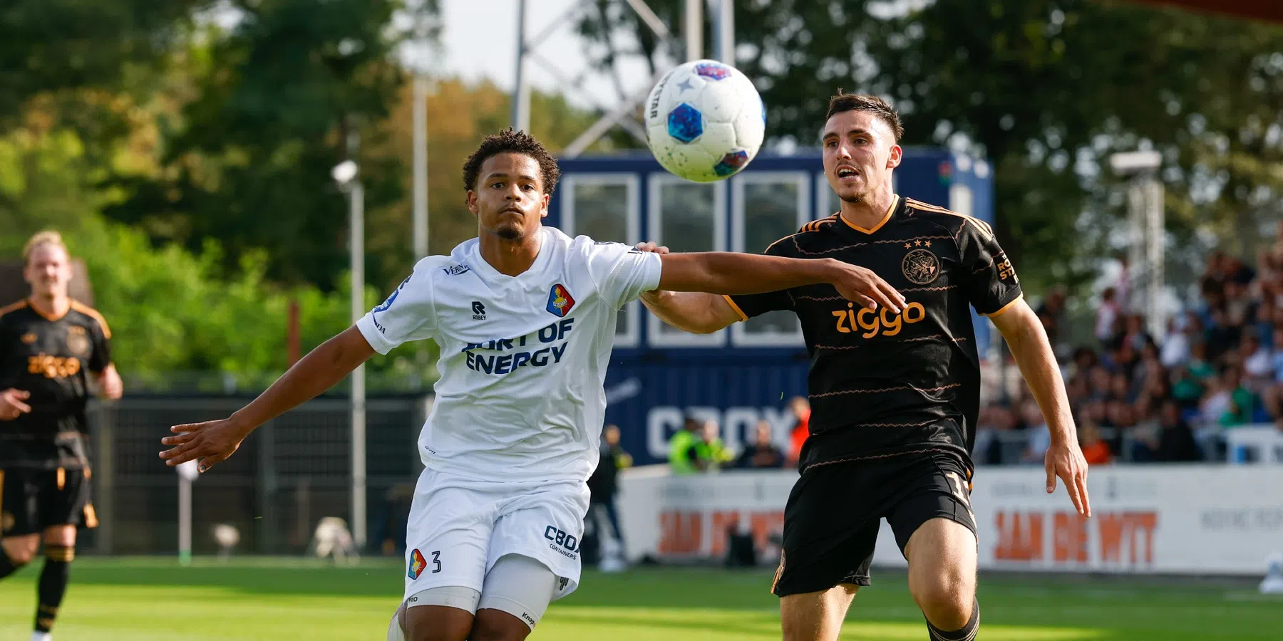 Ajax beleeft zorgeloze middag bij Telstar en is klaar voor treffen met PSV