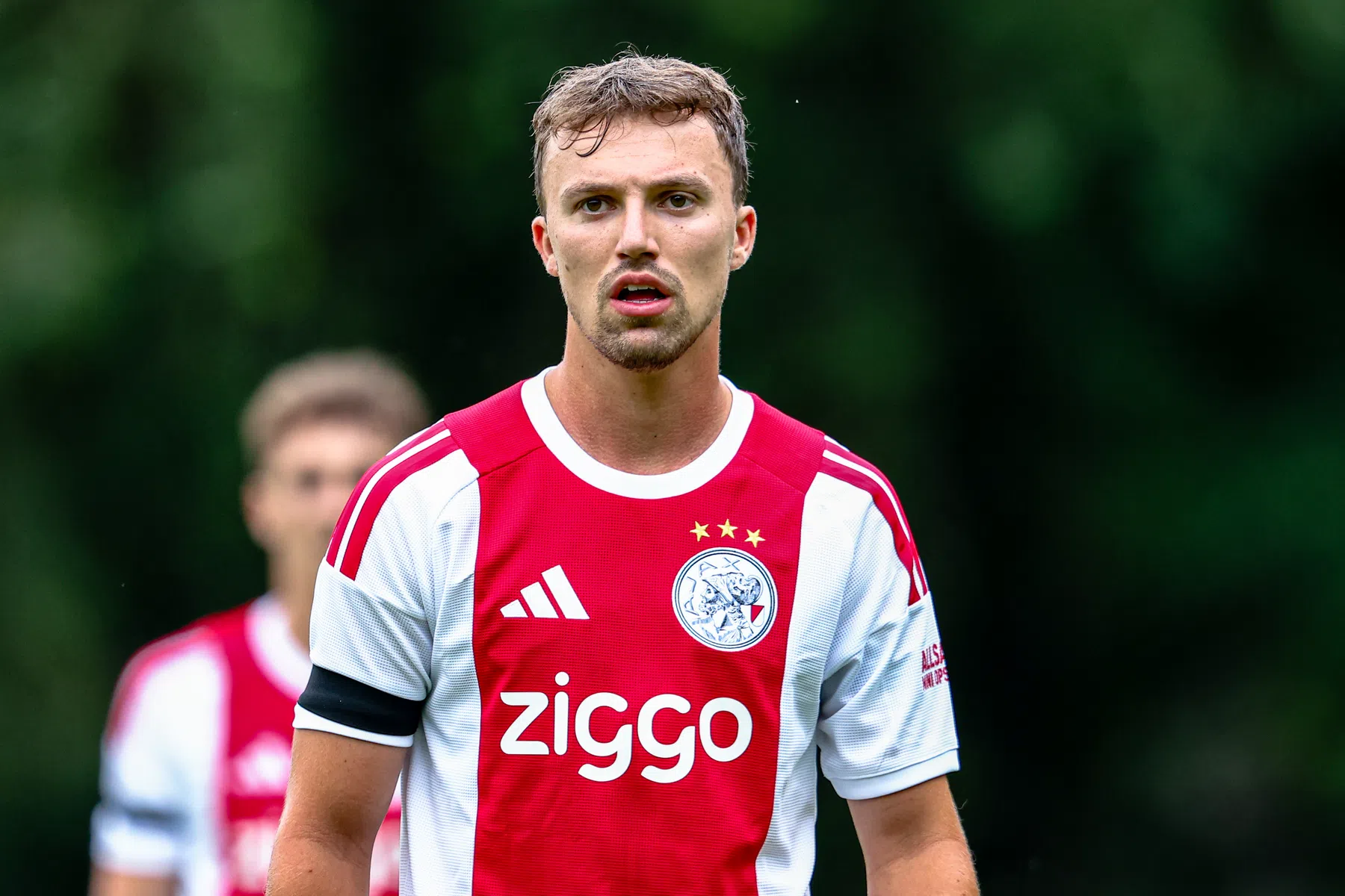 Youri Regeer verlaat Ajax en vertrekt naar Werder Bremen | VN