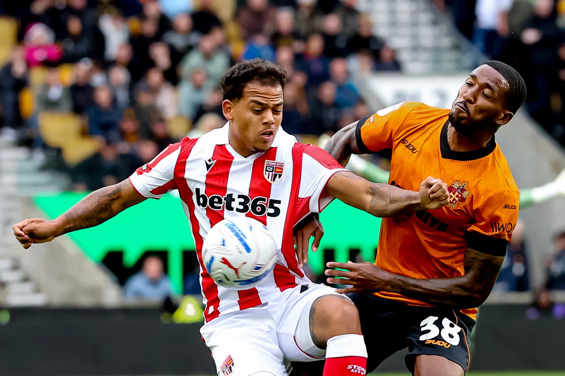 Million Manhoef kan Stoke City verruilen voor MLS