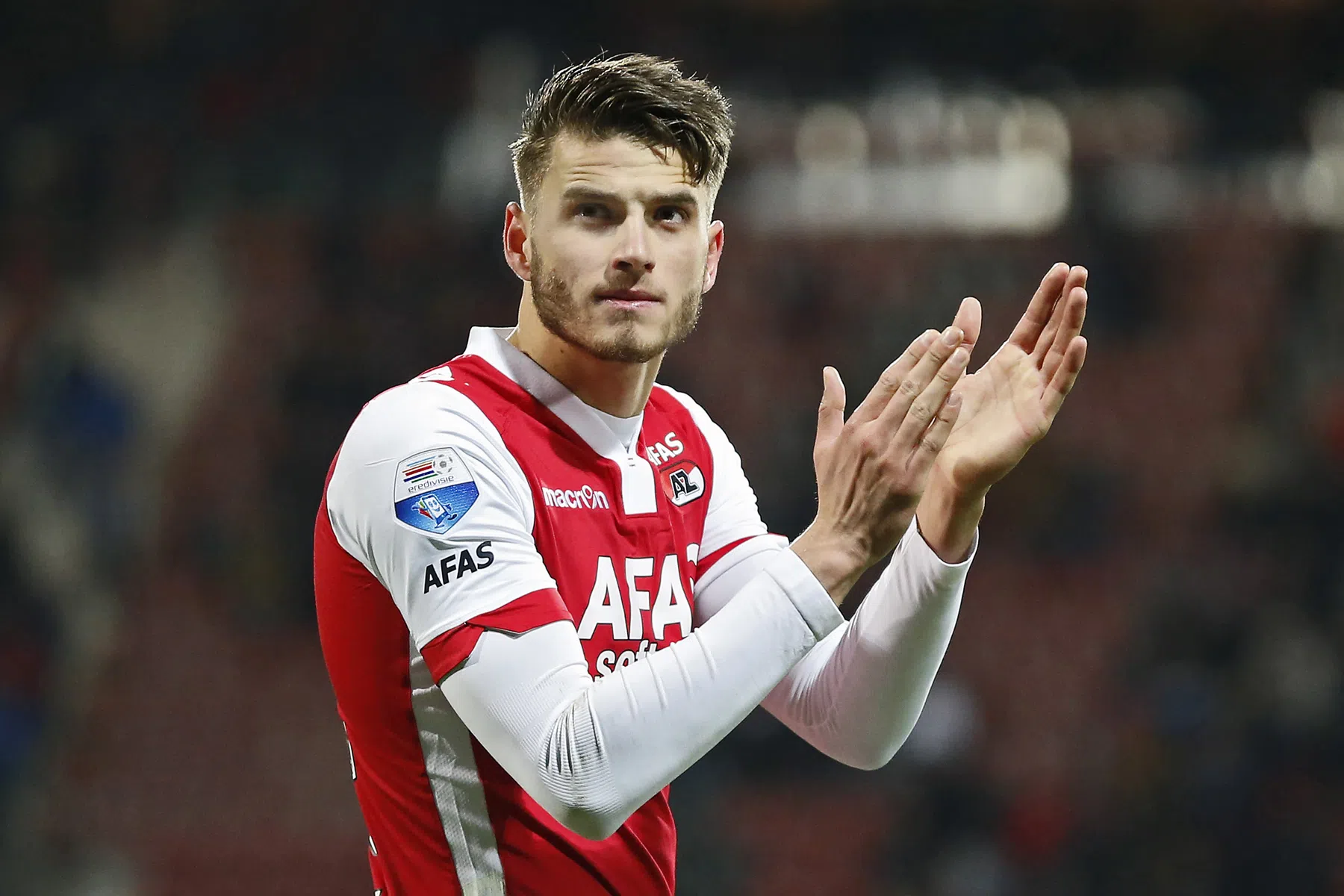 Wesley Hoedt keert terug bij AZ en tekent voor één seizoen | VN