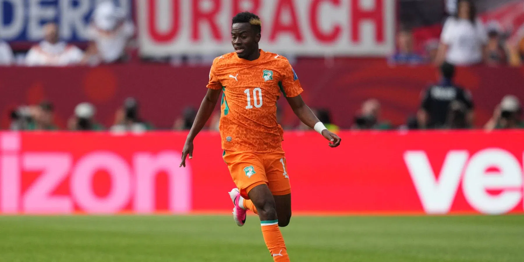 Ajax wil Adingra huren als opvolger van Godts | VN