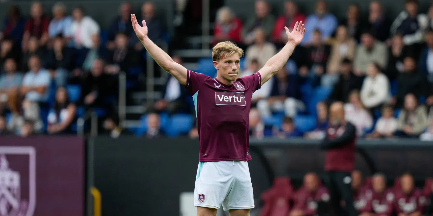 Flemming kan voor miljoenen naar Ipswich op Deadline Day | VN