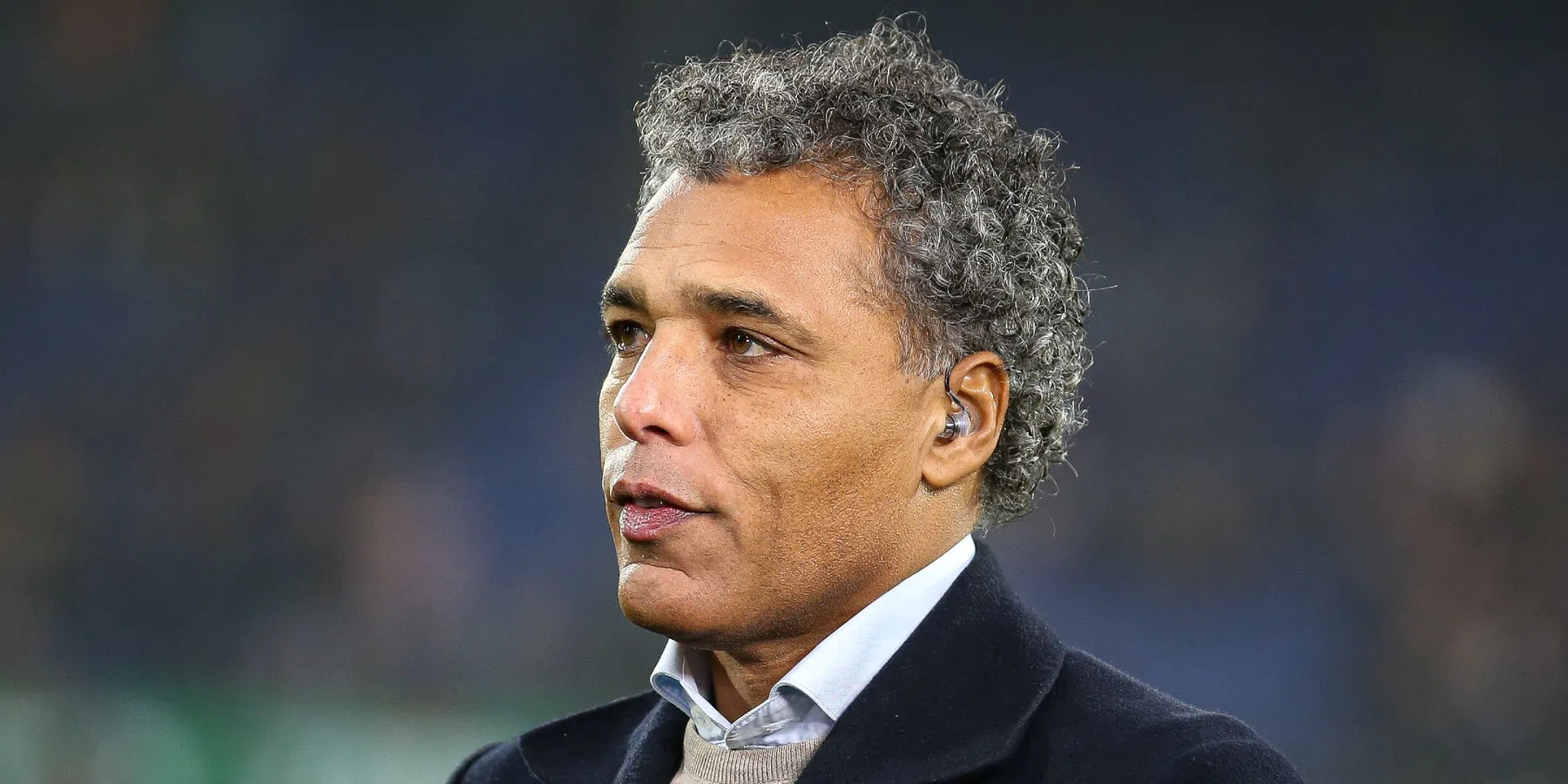 Van Hooijdonk hakt knoop door en stopt na elf jaar als NOS-analist