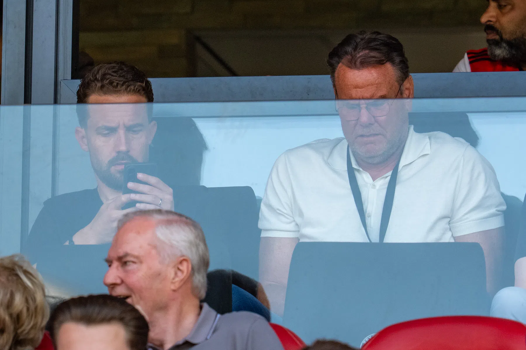 Wanneer geeft Rigaux uitleg over transferwindow Feyenoord? | VoetbalNieuws