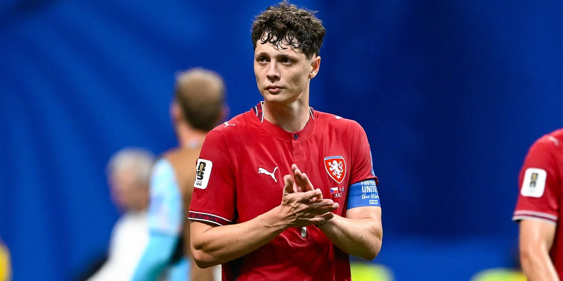 'PSV deed late poging bij Wolves voor verdediger: miljoenendeal afgewezen'