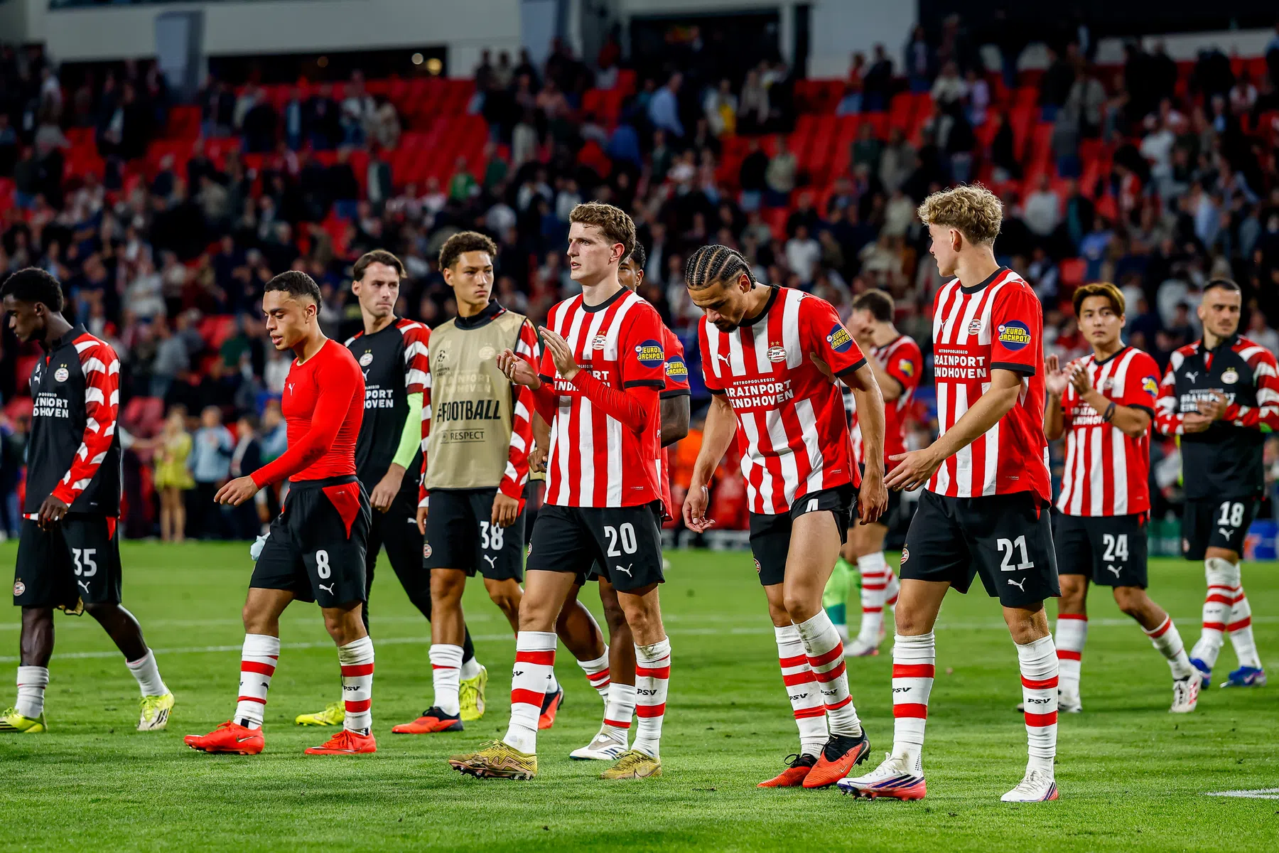 Ochtendkranten zien gemiste kans PSV tegen Shakhtar