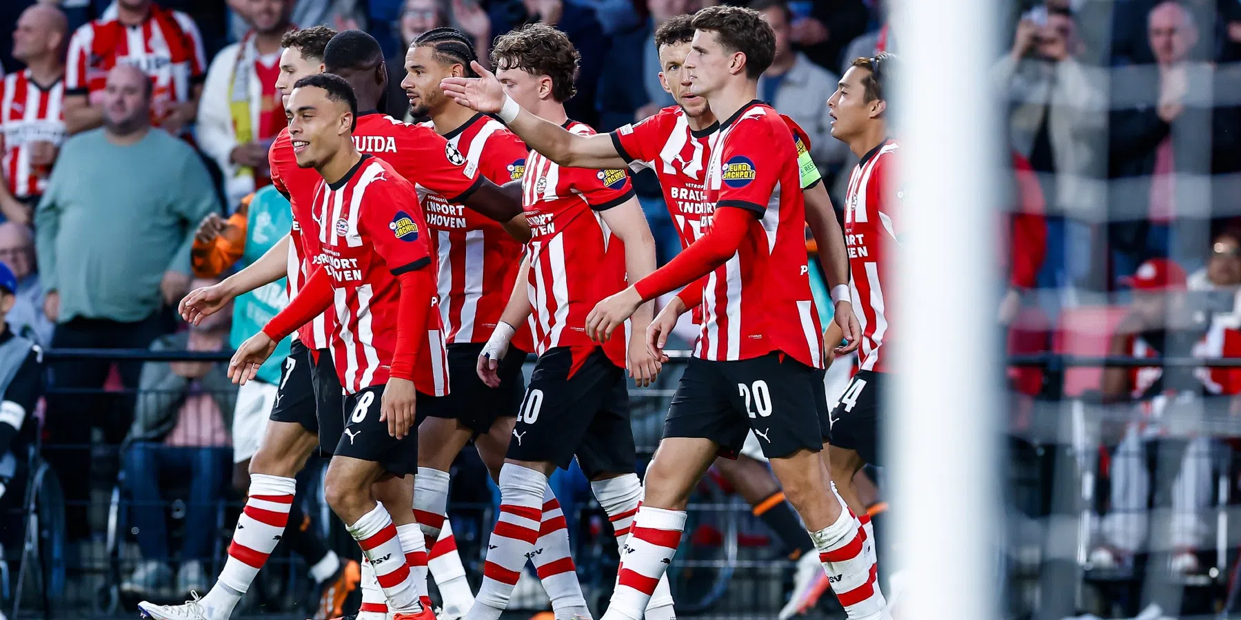 Deze PSV'er is verkozen in het elftal van de week in de Champions League |VN