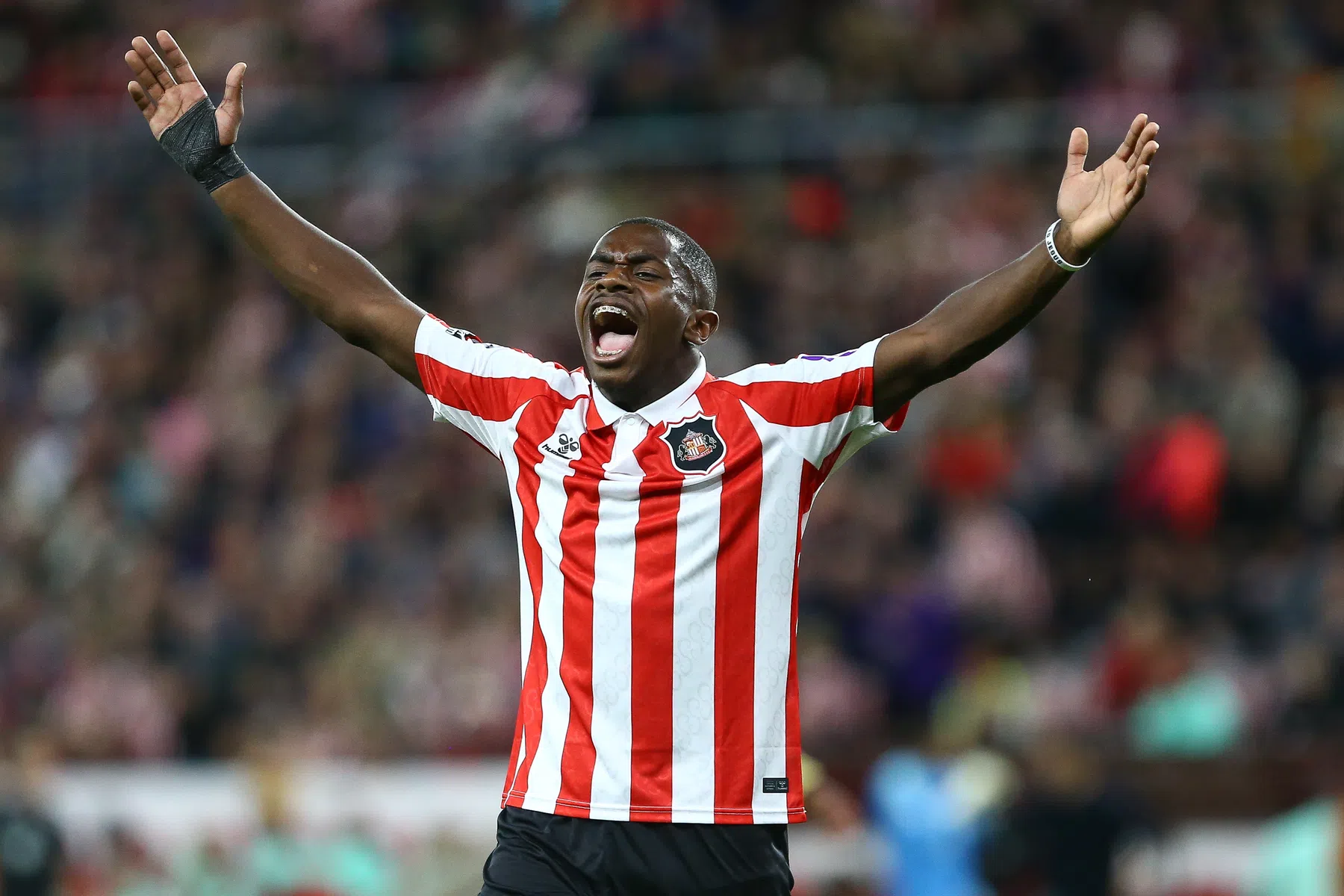 AZ begint Europa League met nederlaag tegen Sunderland | VN