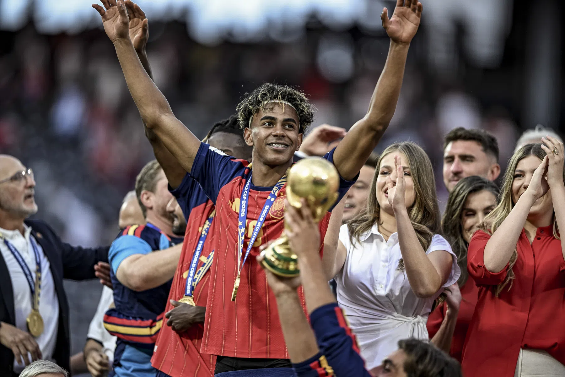 Lamine Yamal duidelijk: 'Messi was de beste op het WK' | VoetbalNieuws