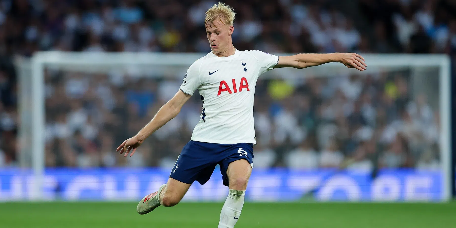 Waar en hoe laat wordt Tottenham - Aston Villa in de Premier League uitgezonden?