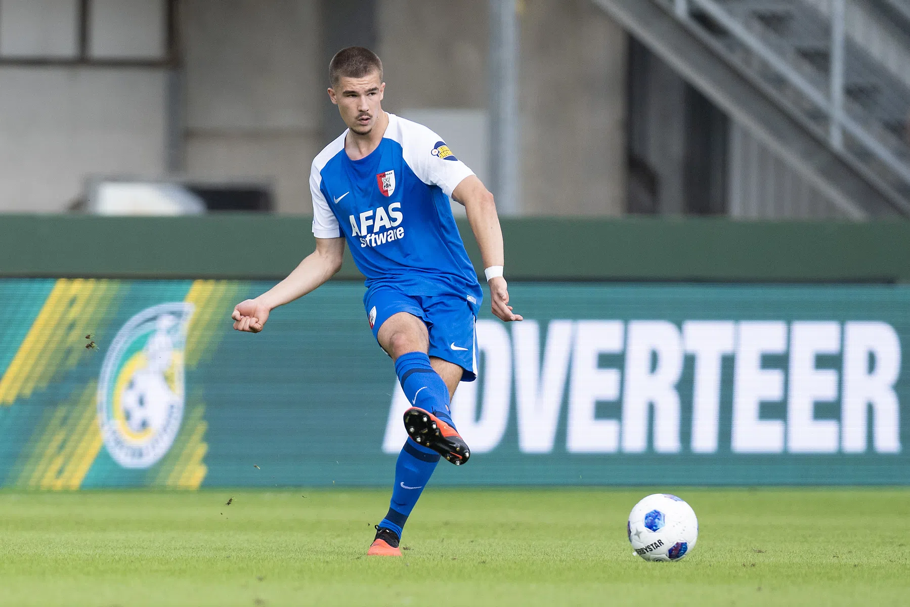 Tegenvaller voor Jong Oranje: AZ-duo haakt af voor cruciale duels