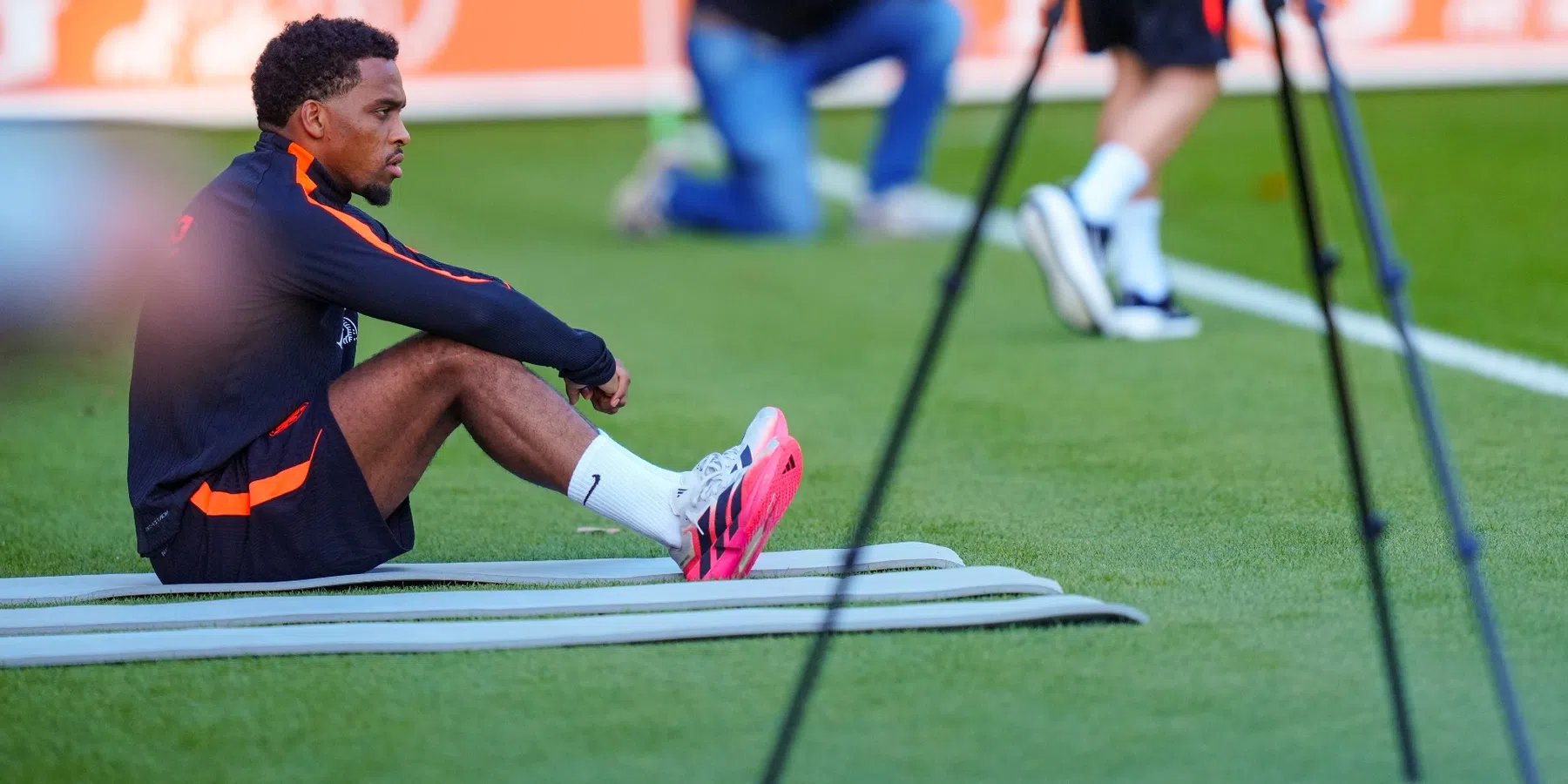 Arsenal houdt vinger aan de pols: waarom Timber niet volledig meetraint bij Oranje