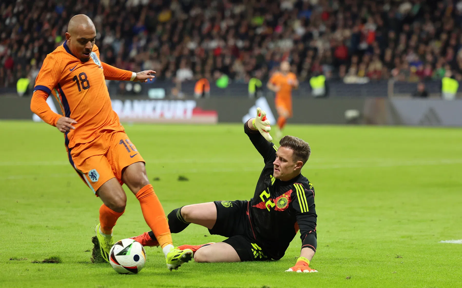 Ter Stegen kijkt uit naar Oranje: 'Mijn nieuwe thuis' | VN