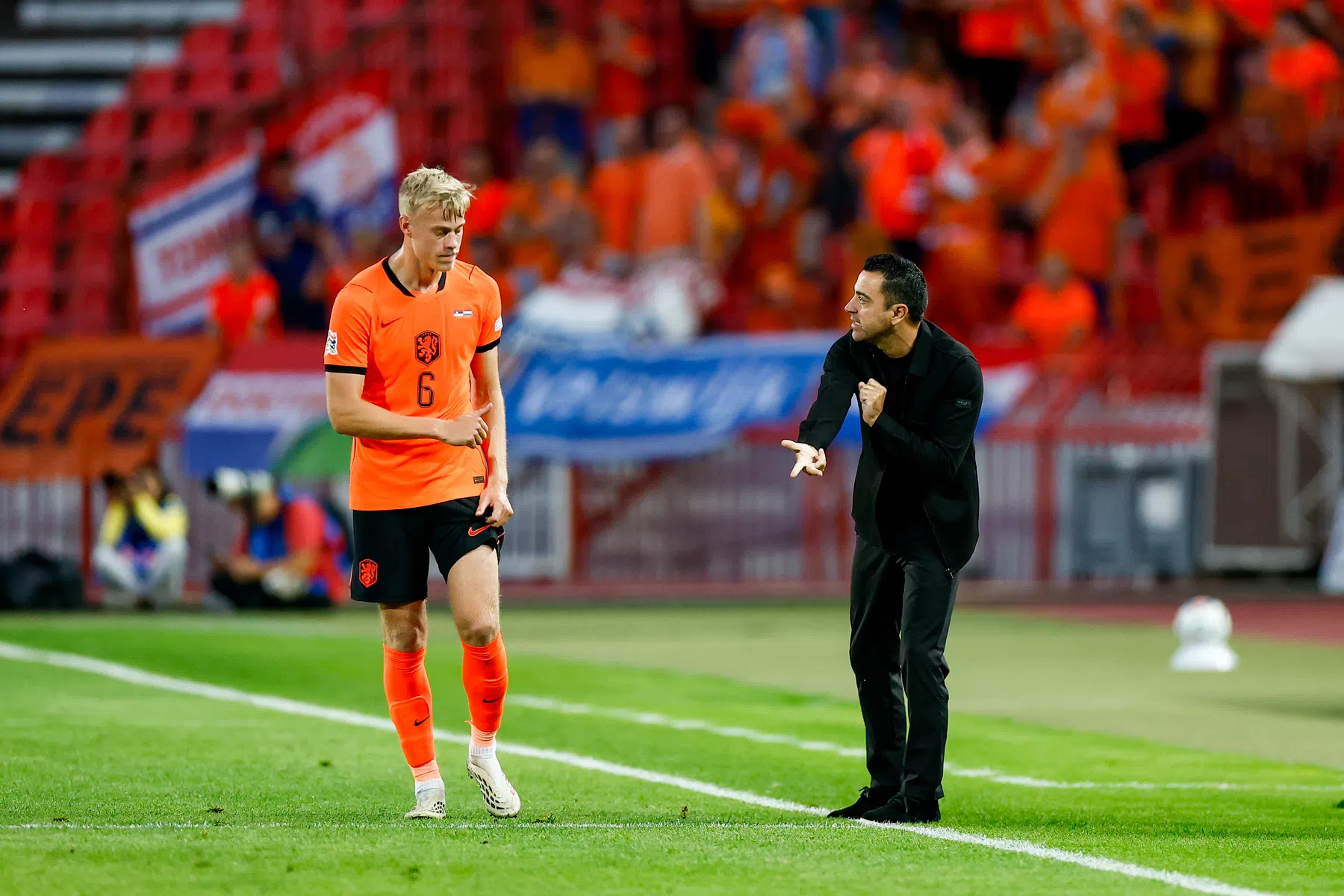 Xavi kritisch na eerste zege met Oranje: 'Moeten beter voetballen'