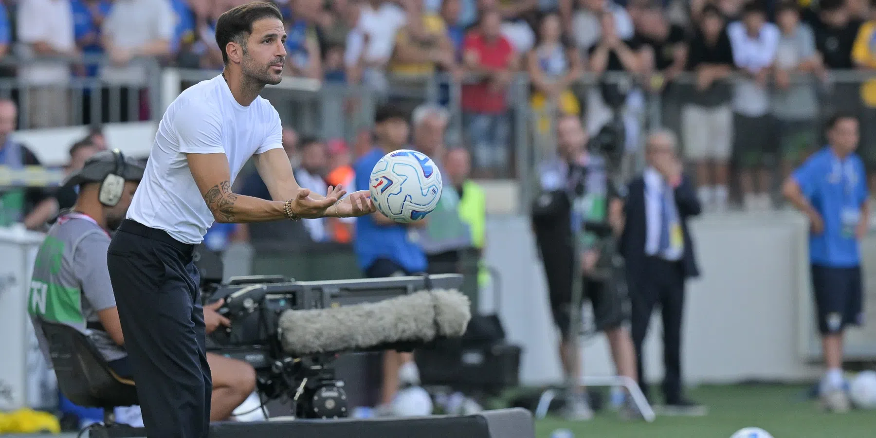 Speciale clausule voor Fàbregas: voor deze drie topclubs kan hij Como verlaten