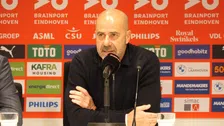 Bosz prijst PSV-duo: 'Het niveau dat zij vanavond aantikten, was waanzinnig hoog'