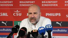 Bosz blij met spoedig herstel PSV'er: "Snel van krukken af gegaan"