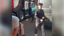 Daar zijn de Rotterdammers: Feyenoord-selectie arriveert in Enschede voor kraker  