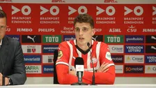 Thumbnail for article: Til open over toekomst: 'Ik wil ook nog een keer in het buitenland spelen'