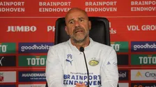 Bosz rekent af met kritiek op juichende PSV-spelers: 'Wat een lulverhaal' 