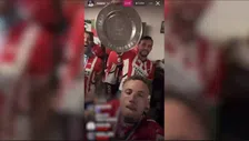 Thumbnail for article: Selectie van PSV viert een groot feest: 'We Are The Champions!'         