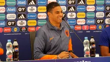 Jong Oranje scoort enorm moeizaam: Reiziger op doel tijdens de training?