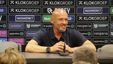 Schreuder grapt om Boekhoorn: ‘Als hij binnenkomt, dan denken de spelers aan geld'