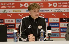 Mijnans ziet groot verschil tussen AZ en PSV: 'Met bewondering naar gekeken'