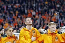 Thumbnail for article: Oranje-spits met houding: 'Weghorst past niet bij de Nederlandse voetbalcultuur'